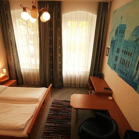 Hotel - Pension Am Schloss Bellevue Berlin Værelse billede