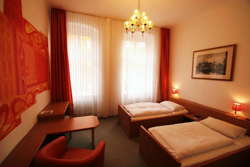 Hotel - Pension Am Schloss Bellevue Berlin Værelse billede